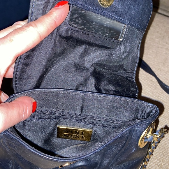 NINE West black crossbody chain purse leather - Picture 4 of 5